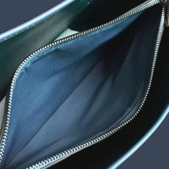 COACH Mollie 25 Tote Bag In Colorblock EUC - Picture 5 of 13